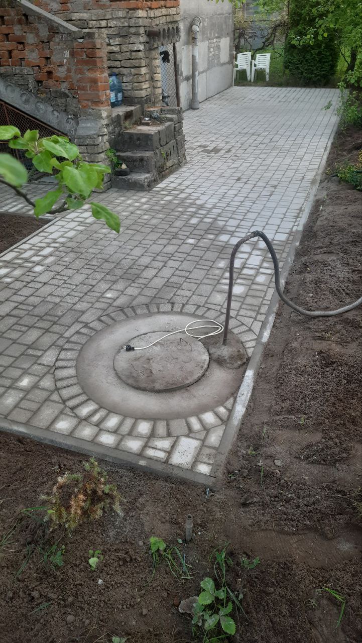 Монтаж бруківки